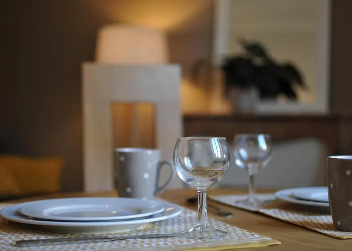 Les Angevines * Ανζέρ