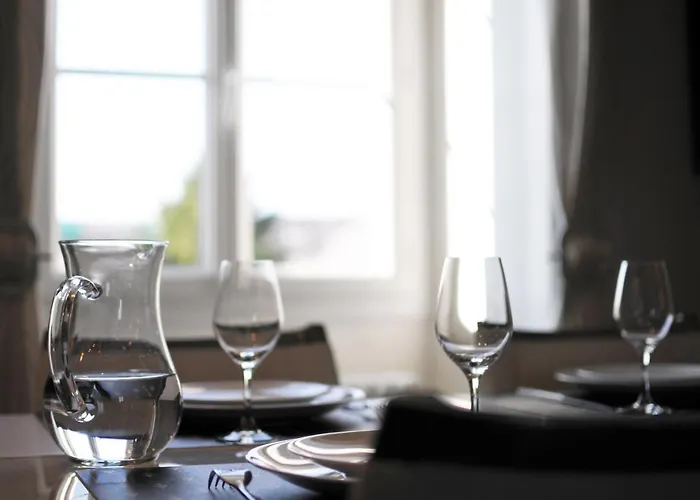 Les Angevines * Ανζέρ