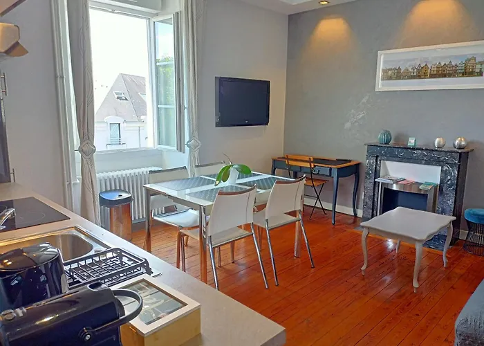 Les Angevines Ανζέρ